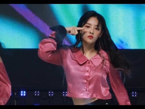 181003 소나무 ( SONAMOO ) 뉴썬 직캠 " 금요일 밤 " 수원 2018 희망나눔페스티벌