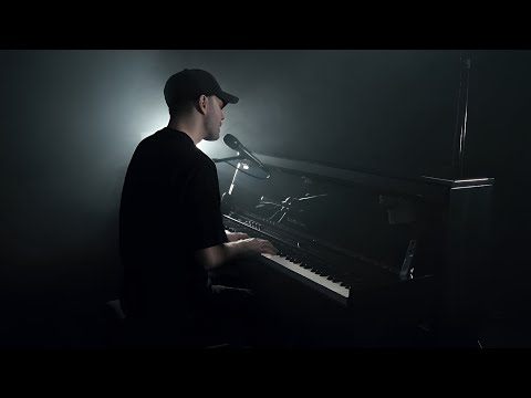 Rihanna - Diamonds (Cover by Dave Winkler)