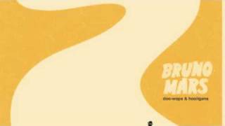 10 - Bruno Mars - The Other Side [feat C-Lo Green and B o B - [Doo-Wops &amp; Hooligans]