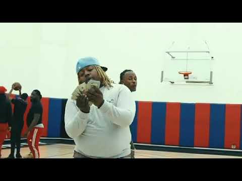 Reacting to Money machine-rich the kid ft Sip Tee