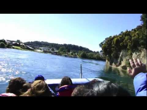 Barco a jato Hukafalls - Rio Waikato - Parque Wairakei
