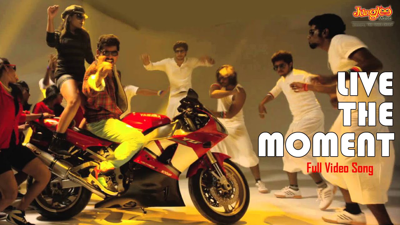 Live The Moment Song Lyrics | Kathai Thiraikathai Vasanam Iyakkam | Haricharan, Venkat Prabhu