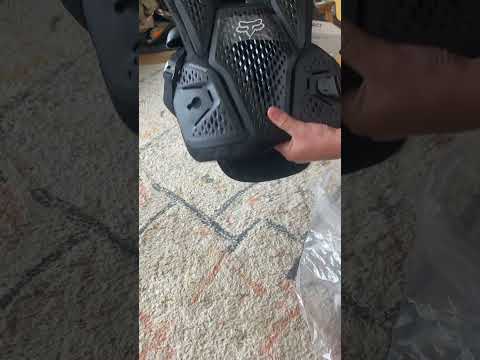 Unboxing the fox race frame impact #mtb #body armour #fox #raceframeimpact