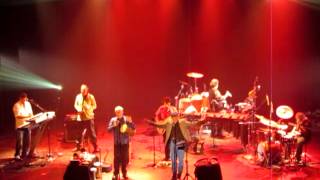 Congreso - Para los arqueólogos del futuro + En horario estelar / El derecho de vivir