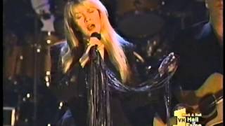 Stevie Nicks - Landslide 01-12-1998 Rock And Roll Hall Of Fame