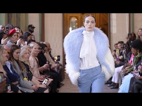 Flying Solo | Paris I | Fall Winter 2023/2024 | Full Show