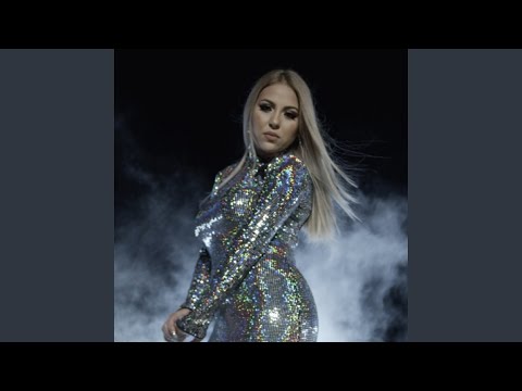 Am fost a ta in exclusivitate