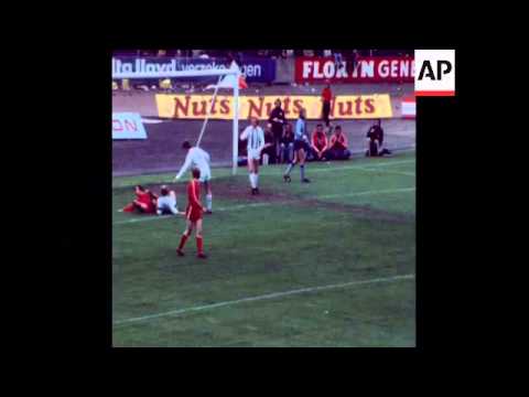 SYND 22 5 75 UEFA CUP FINAL FOOTBALL MATCH BETWEEN TWENTE AND BORUSSIA IN ENSCHEDE