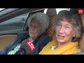 Ouderen in Meppel genieten van drive-in bioscoop