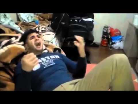 Quand tu cherches ton téléphone alors qu'en fait...