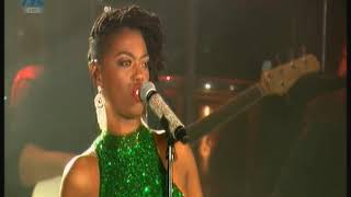 Starlight Classics 2018 - Lira and Mzansi Youth Choir - Something Inside So Strong