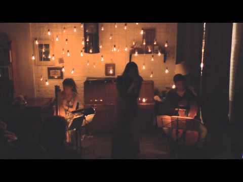 Alisa Ten. "Pagan Poetry" (Björk cover)