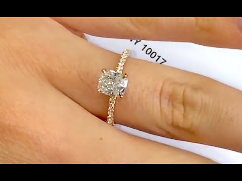 1.30 ct Cushion Cut Diamond Engagement Ring in Rose Gold