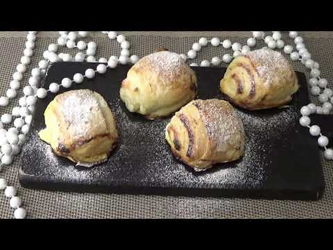 Quick cottage cheese rolls. Ātrie biezpiena rullīši.