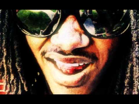 Shad Levi - Listen / Hear it