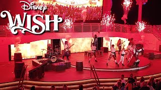 FULL Pirate's Rockin' Parlay Party Show and Fireworks aboard the Disney Wish! | 4K