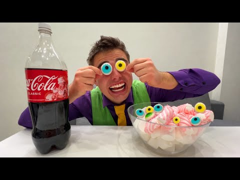 Mr. Joe Conjured Motley Hood of Car VS Brother Mr. Joe Put Big Spider on Trunk 13+