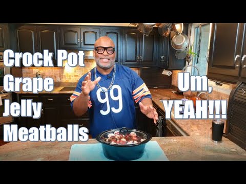 Delicious, Crockpot Grape Jelly BBQ Meatballs. Perfect for football; appetizer; or entree.