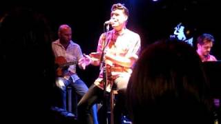 Daniel Merriweather - Cigarettes (Live at The Viper Room)