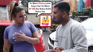 Rakhi Sawant ने निकाली Fan की इज्जत रास्ते पे..Rakhi Got Angry On Male Fan & Shout Him In Public video