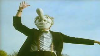 Mr Noseybonk: Float