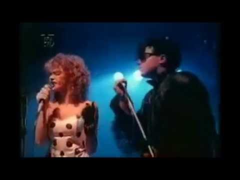 Metrô e Léo Jaime - Johnny Love