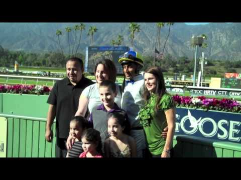 Izzy Rules wins the Las Flores Stakes (Gr. II)
