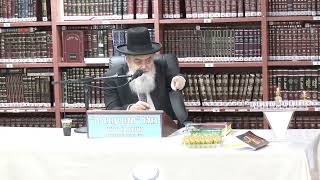 הרב אהרן בוטבול : הדלקת נר איש וביתו . (כולל חזון עובדיה) - התמונה מוצגת ישירות מתוך אתר האינטרנט יוטיוב. זכויות היוצרים בתמונה שייכות ליוצרה. קישור קרדיט למקור התוכן נמצא בתוך דף הסרטון הרב אהרן בוטבול : הדלקת נר איש וביתו . (כולל חזון עובדיה) - התמונה מוצגת ישירות מתוך אתר האינטרנט יוטיוב. זכויות היוצרים בתמונה שייכות ליוצרה. קישור קרדיט למקור התוכן נמצא בתוך דף הסרטון