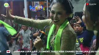 Download lagu Giyantini Tayuban Bareng keluarga //Acara Tasyakuran Gamelan Arum Laras // Larang Udan - Terkintil2 mp3 Download lagu Giyantini Tayuban Bareng keluarga //Acara Tasyakuran Gamelan Arum Laras // Larang Udan - Terkintil2 mp3