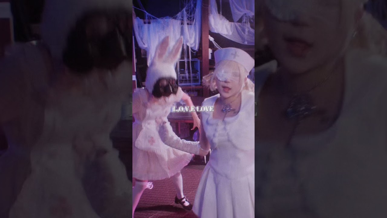 愛も救いも摂りすぎれば毒に変わっちゃうのよ☠️ Too much love turns toxic#shorts