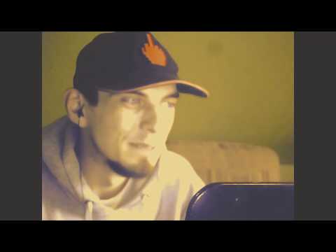 AD MA WYSTĘP POGLĄDOWY Duży