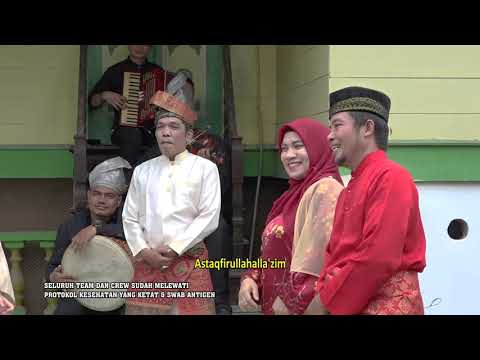 berbalas pantun lucu