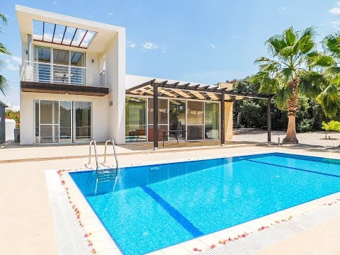 North Cyprus, Esentepe - Stunning sea side 3 bedroom villa with private pool and furniture included