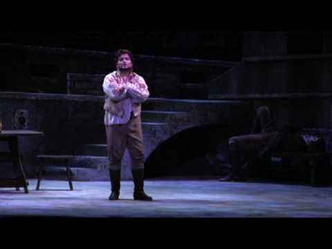 Tosca: E lucevan le stelle - Rafael Dávila as Cavaradossi. Sarasota Opera 2009.