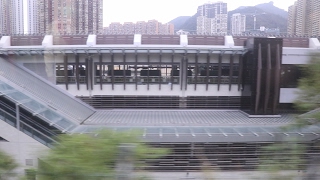 港鐵東鐵綫列車駛經未來沙中綫東西走廊顯徑站