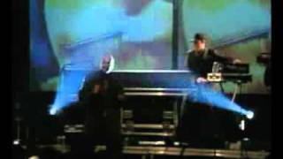 Junkie XL Live'99 - 15. Billy Club