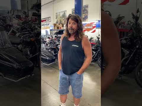 🤔 Exact same motors with different cams & different riders. That's how you build a motor.