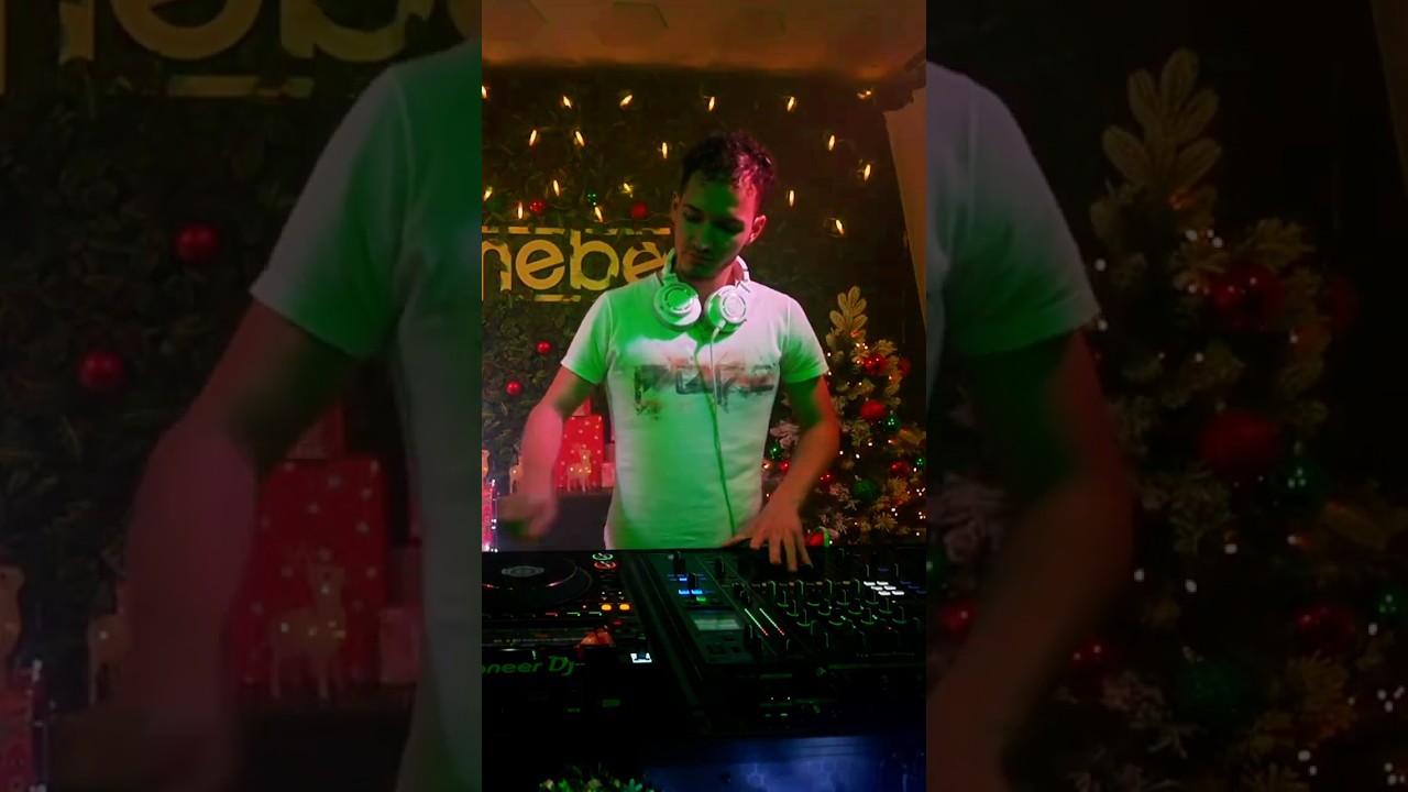 DJ Mashup I Love It & Barbara Streisand