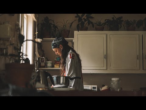 Isaac Chambers & Dub Princess - COOKIN' (Official Video)