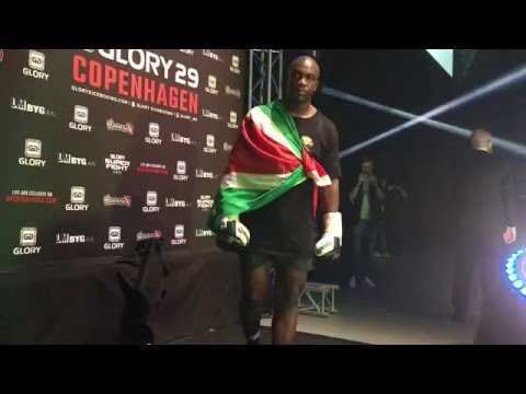 Entrance dance Ismael londt Glory Kickboxing glory 29 Copenhagen