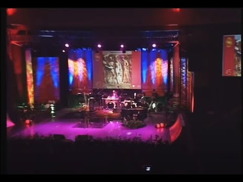 Tavitjan Brothers Trio - Universal Hall (2010)