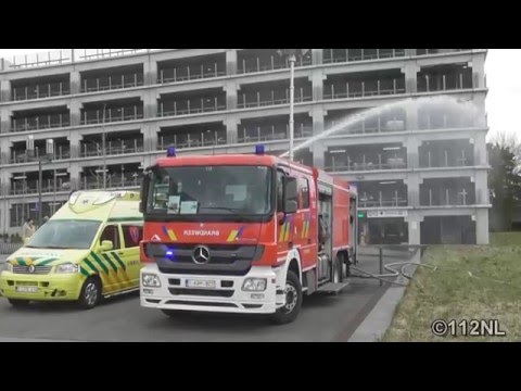 (Delfis) Ambulances, showtje zware autopomp en Politie met spoed in Turnhout - 20/03/16