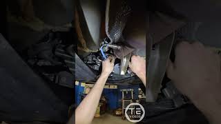 Repetitive Rodent Damage! 🐀🔧👀👌 #honda #insight #pov #rodentdamage #hybrid #eps #tevideos #bud #asmr