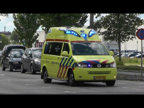 A1, Silverline Ambulances 02-114 Leeuwarden & 02-134 Oosterwolde naar het Medisch Centrum Leeuwarden