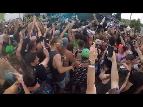 Boogie T Subtronics PhaseOne & Sullivan King Crowd Surf During Downlink B2B Space Laces @ EAMF2018