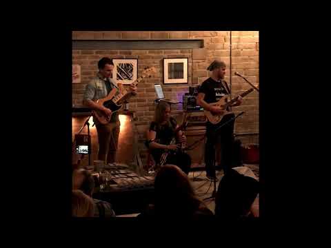 Catherine Ashcroft playing Uilleann Pipes with Dave Brons