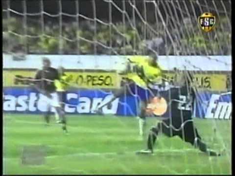 2005 (October 12) Brazil 3-Venezuela 0 (World Cup qualifier).mpg