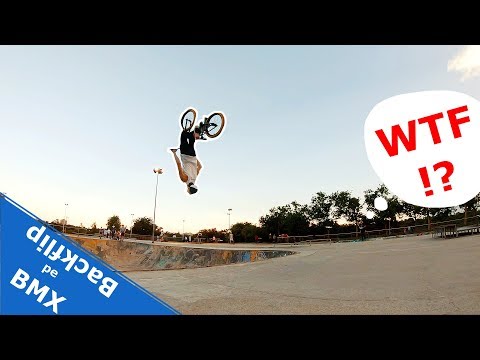 A dat backflip pe BMX