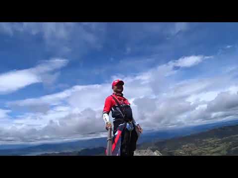 Vertigo y adrenalina en la piedra colgada de Susa Cundinamarca.