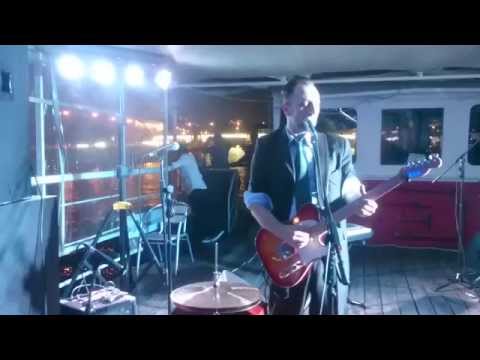 Billy's band на Москва реке Blue Valentines